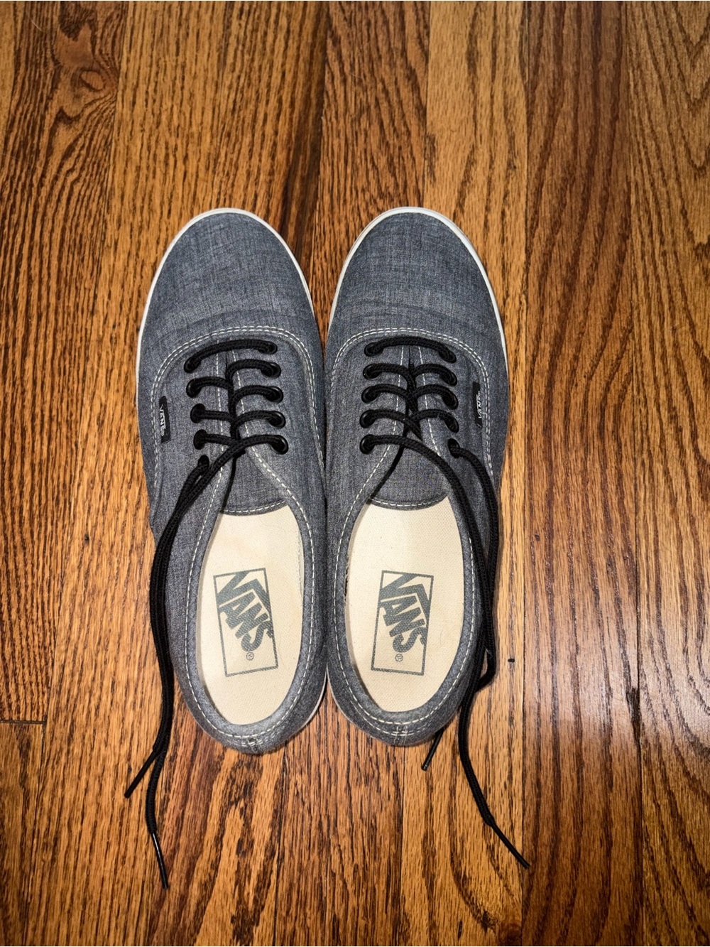 Size 8 Women’s/6.5 Men’s Grey Vans
